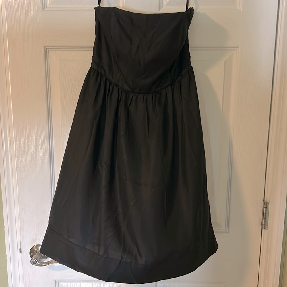 White House black Market size 6 black cocktail dress